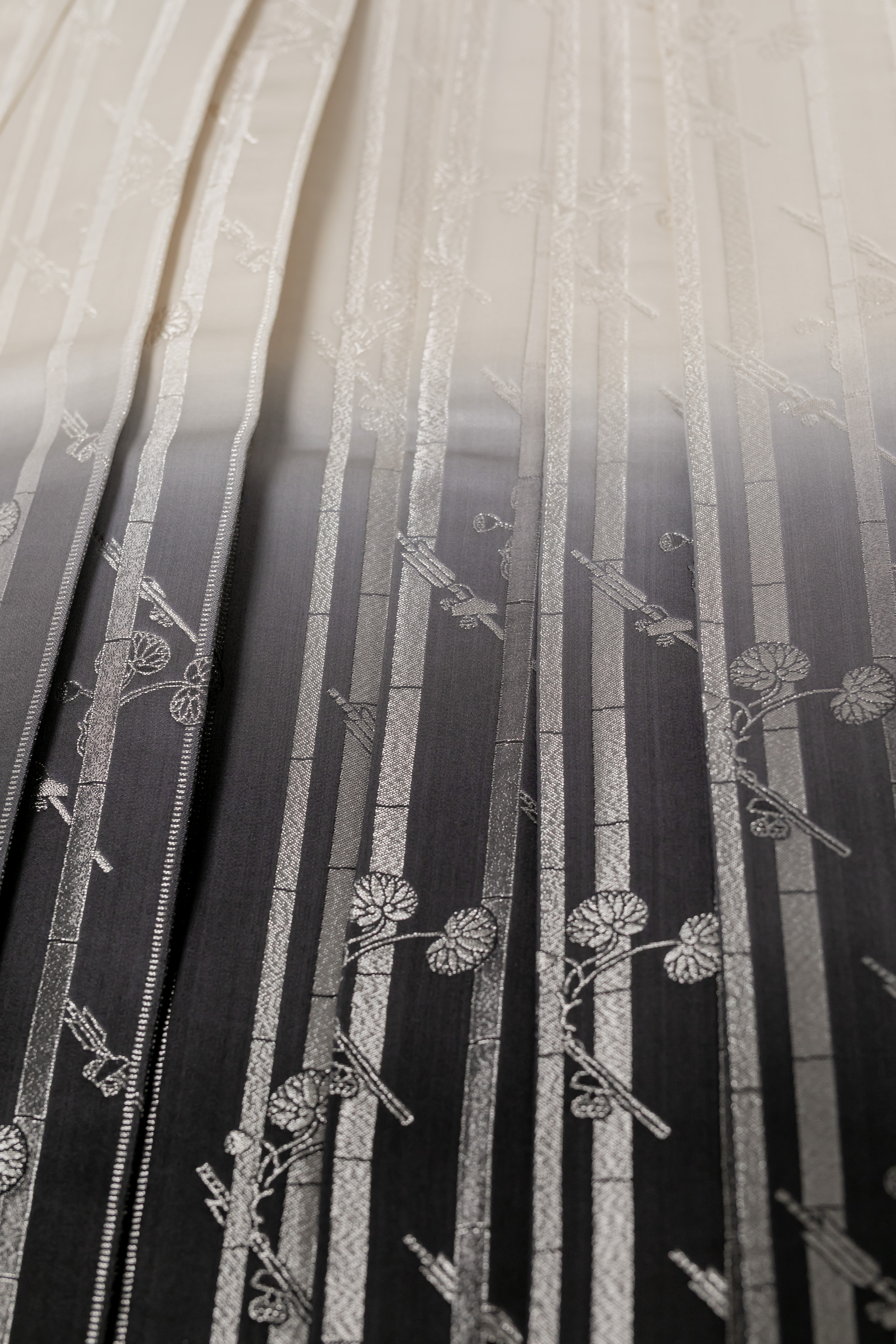 紋付・袴松竹梅紋付×竹柄弓グラデ「M_038_M_042」スライド2